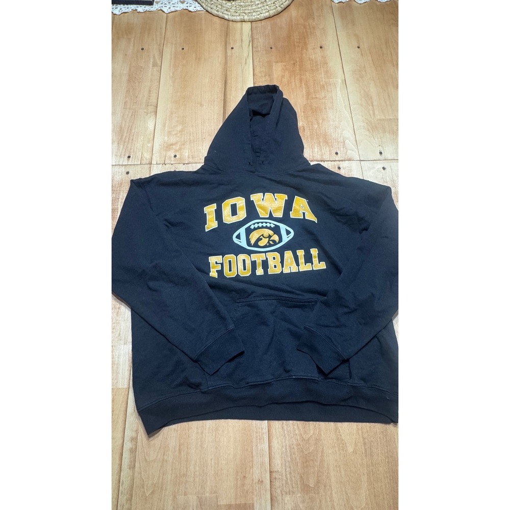 Blue 84 Iowa Football Hoodie Mens Large Black Graphic Pullover NCAA Hawkeyes